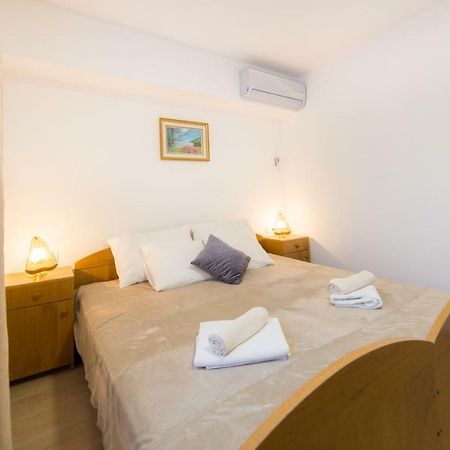 Apartments Relax Baška Voda Extérieur photo