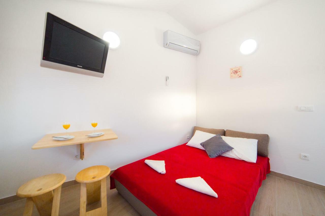 Apartments Relax Baška Voda Extérieur photo