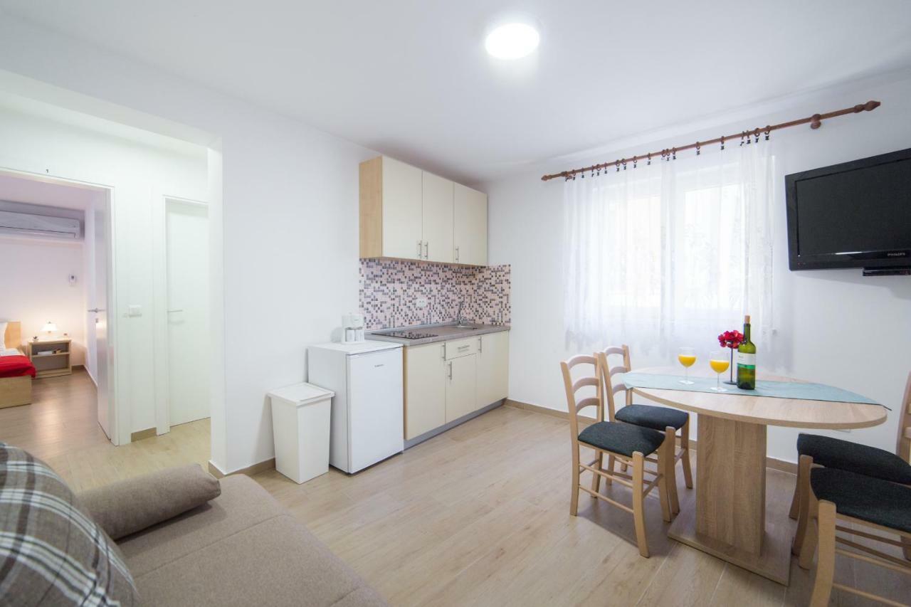 Apartments Relax Baška Voda Extérieur photo
