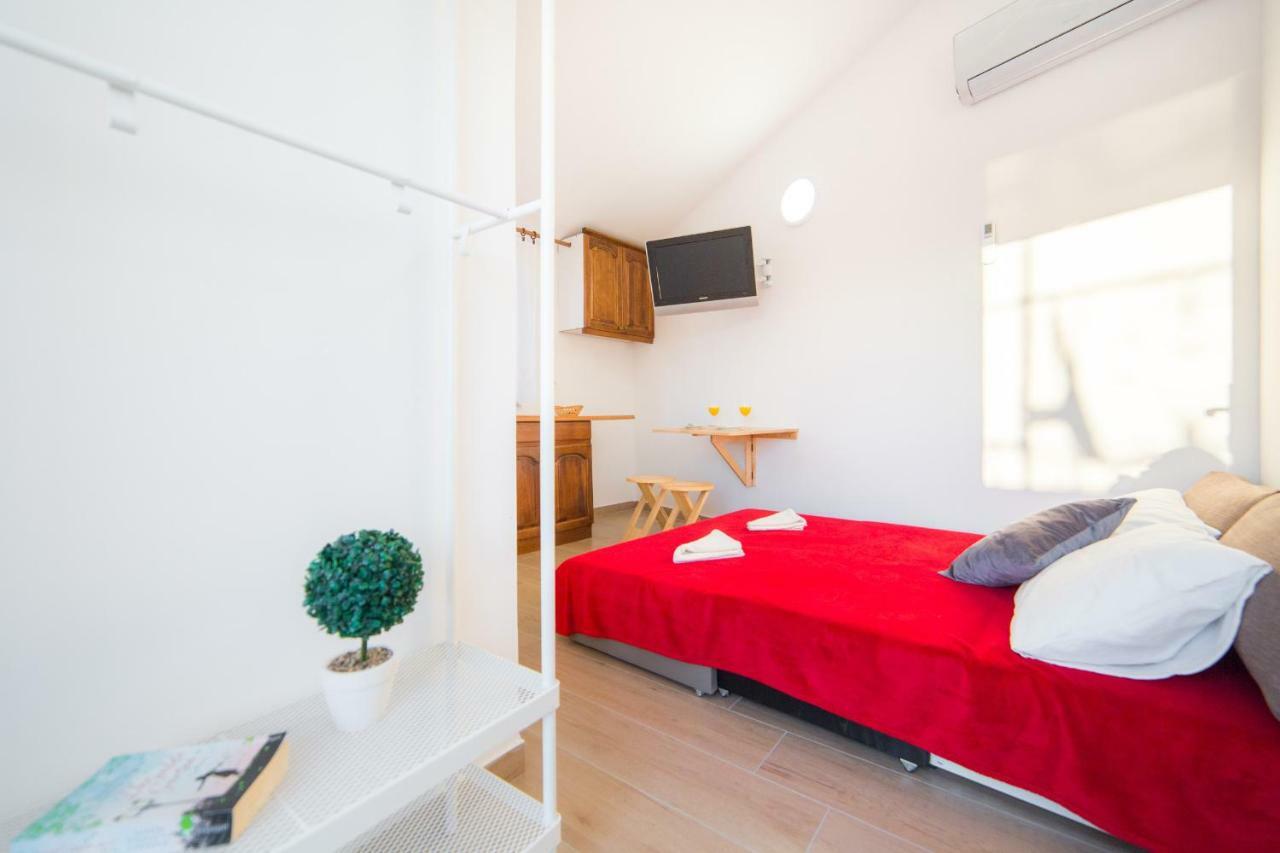 Apartments Relax Baška Voda Extérieur photo