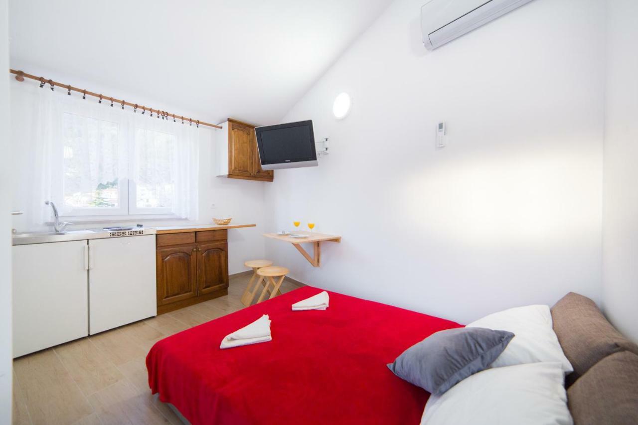 Apartments Relax Baška Voda Extérieur photo