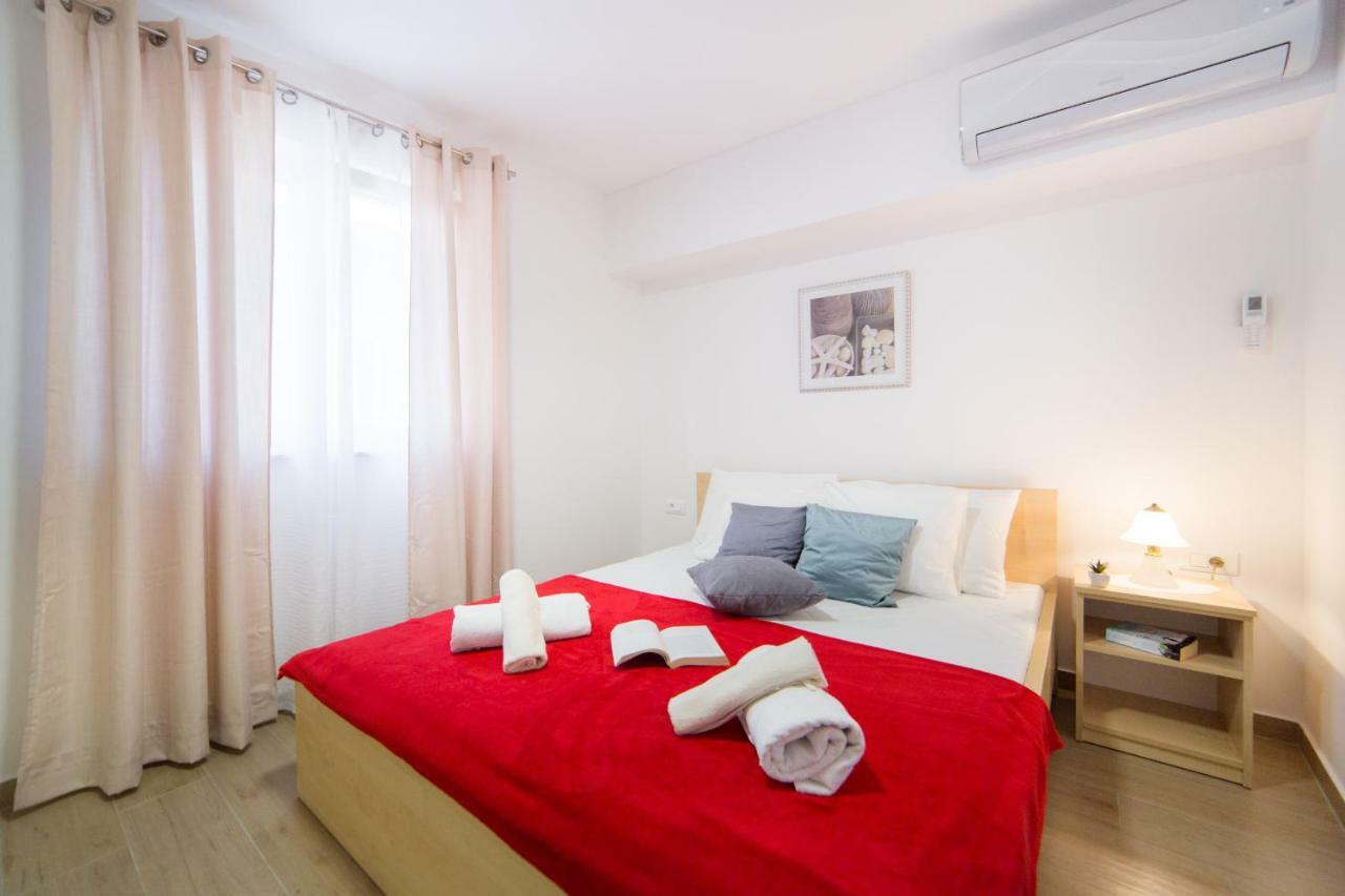 Apartments Relax Baška Voda Extérieur photo